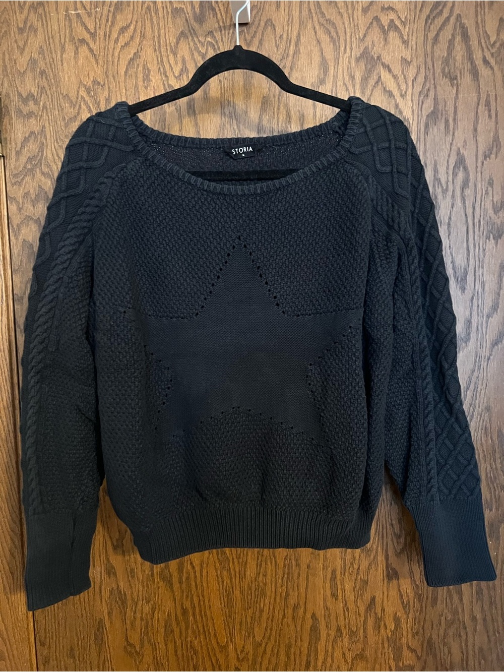 Storia Black Cable-Knit Star Crewneck Women’s Sweater